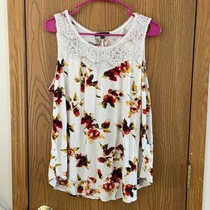 Women’s floral tank